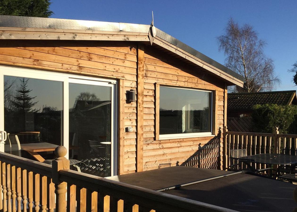 Hollybrook Lodges Easingwold Exterior foto